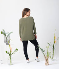 Load image into Gallery viewer, Solstice Sweater: M / Green
