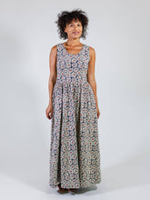 Load image into Gallery viewer, Cheri Maxi Dress Matisse Navy: S
