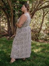 Load image into Gallery viewer, Cheri Plus Size Maxi Dress Matisse Navy: 1X
