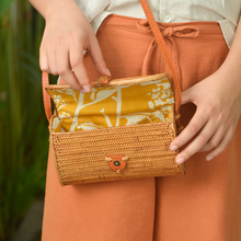 Load image into Gallery viewer, Hand Woven Atta Bag | Envelope
