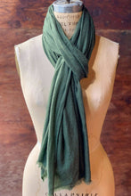 Load image into Gallery viewer, Gigi Cashmere Scarf Seaweed
