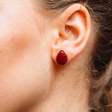 Load image into Gallery viewer, Ansoo Stud Earrings - Magenta
