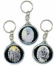 Load image into Gallery viewer, Lucha Libre Pewter Keyring, Mexico
