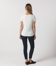 Load image into Gallery viewer, Women&#39;s Fitted Crew: Oatmeal / L
