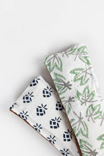 Load image into Gallery viewer, Warming Eye Pillow - Leaf
