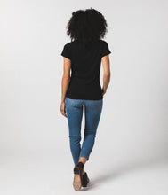 Load image into Gallery viewer, Women&#39;s Fitted Crew: Oatmeal / L
