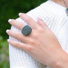 Load image into Gallery viewer, Kashi Semiprecious Stone Ring - Labradorite
