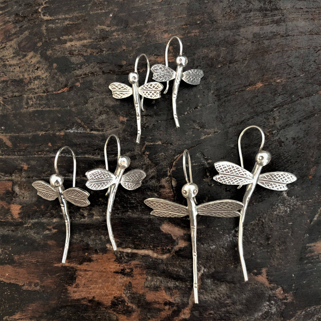 E36 - Silver dragonfly earrings